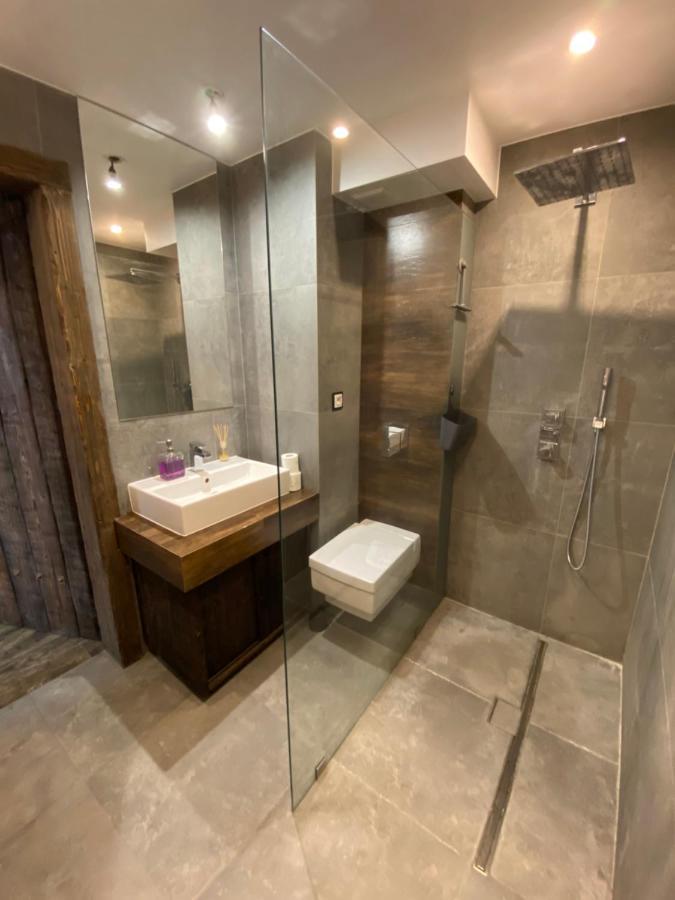 Wyjatkowy 2-Poziomowy Klimatyzowany Loft Apartment Lodź Bagian luar foto