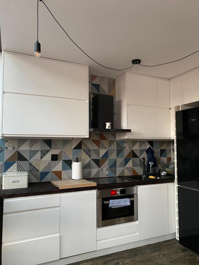 Wyjatkowy 2-Poziomowy Klimatyzowany Loft Apartment Lodź Bagian luar foto